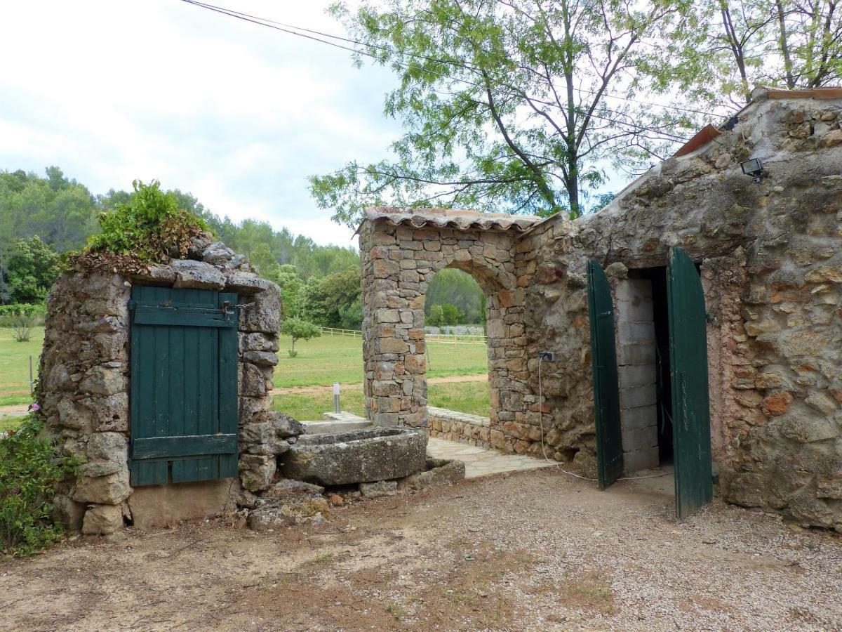 EntrecasteauxDomaine Des Bruguieres别墅 外观 照片